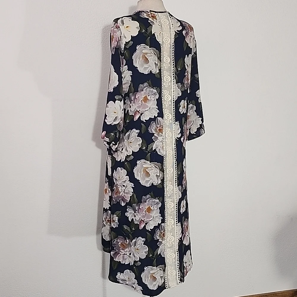 Umgee Kimono Large Flowers Lace Strip On Back Navy Multi Size S